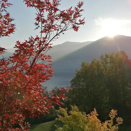 La Finestra Sul Bed & Breakfast Brusimpiano