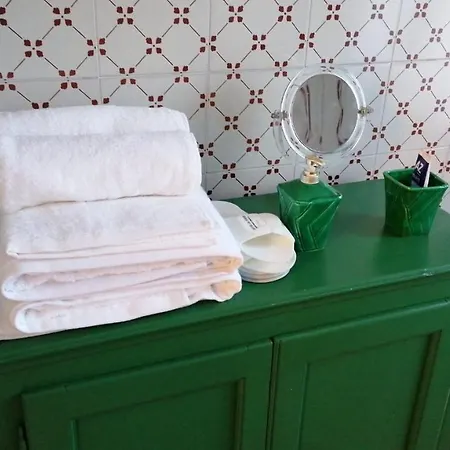 Bed & Breakfast La Finestra Sul *