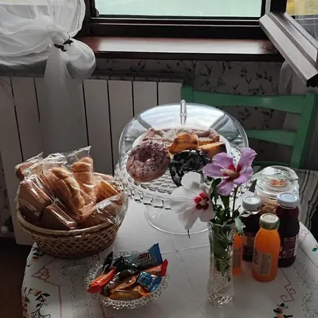Bed & Breakfast La Finestra Sul *